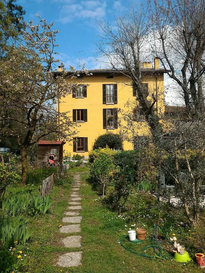 Iris Apartment Villa Guardia