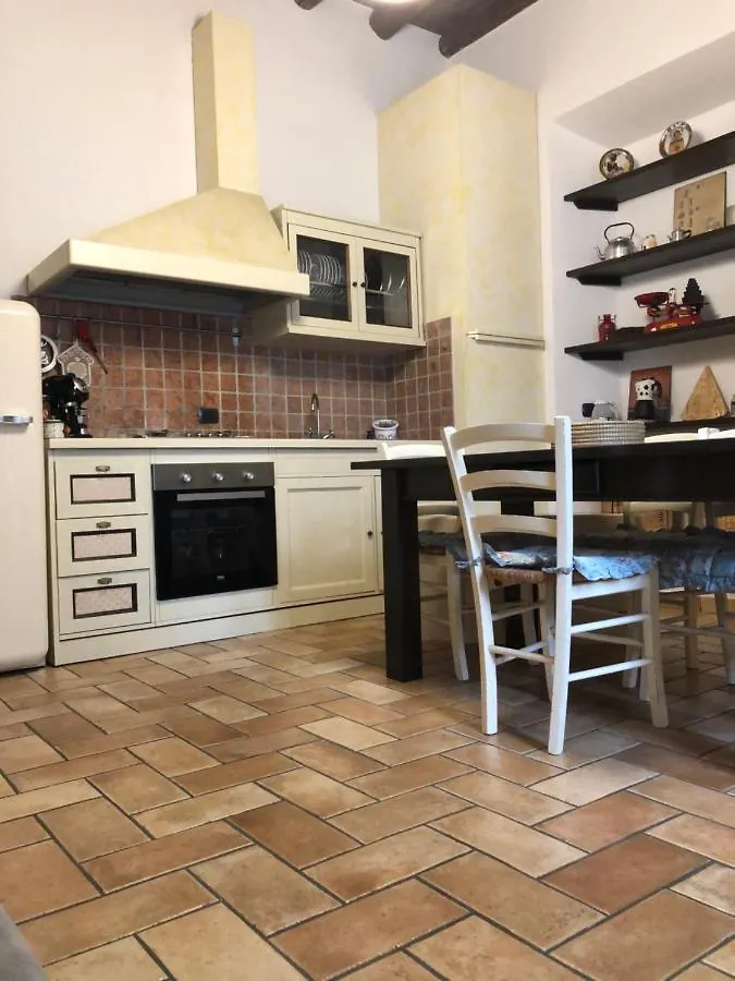 Iris Apartment Villa Guardia 0*,