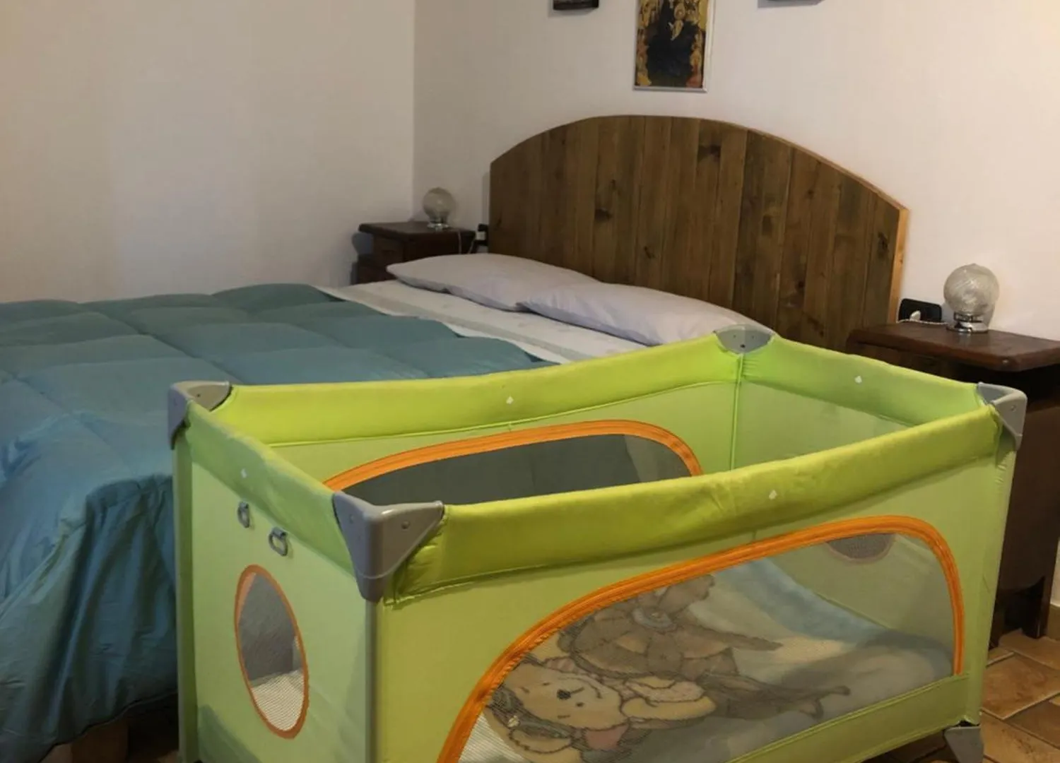 Iris Apartment Villa Guardia Italy