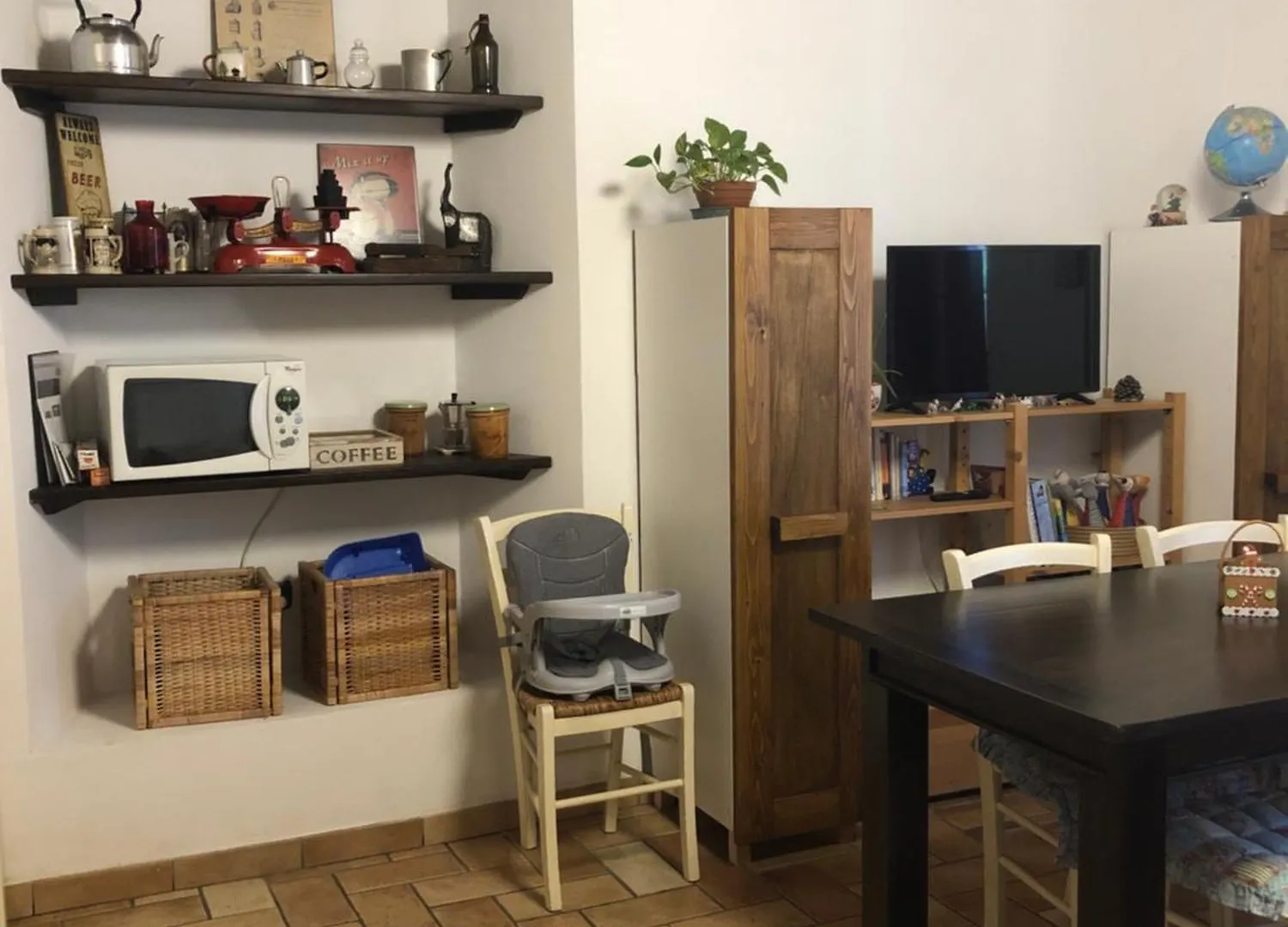 Iris Apartment Villa Guardia Italy